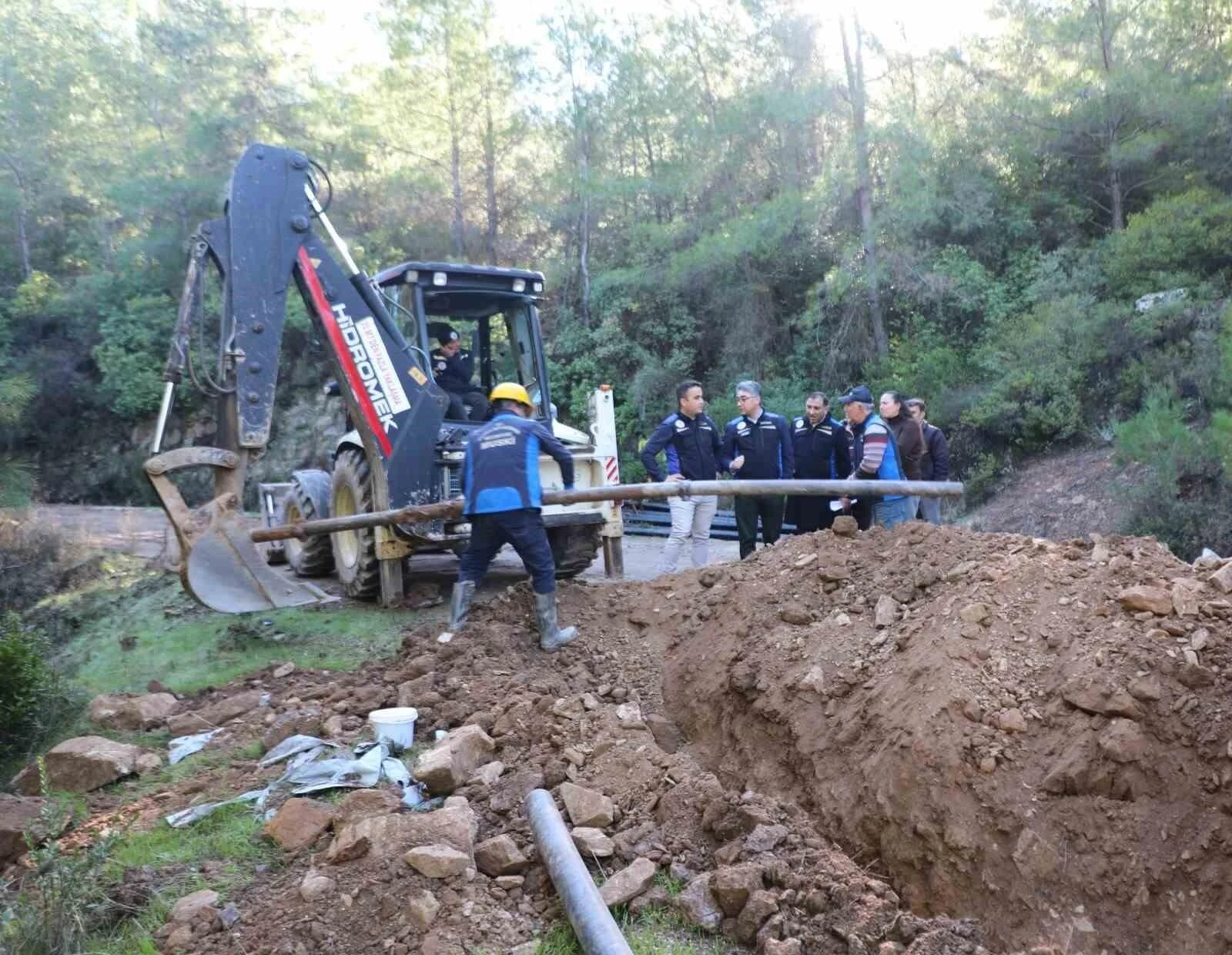 Muğla’nın Milas İlçesinde İkizköy Mahallesi’nde Su Hatları Yenileniyor