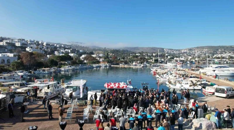 Muğla'ya Gelen Reis 48 Su Ürünleri Kontrol Teknesi Bodrum Türkbükü'nde Denize İndirildi 1