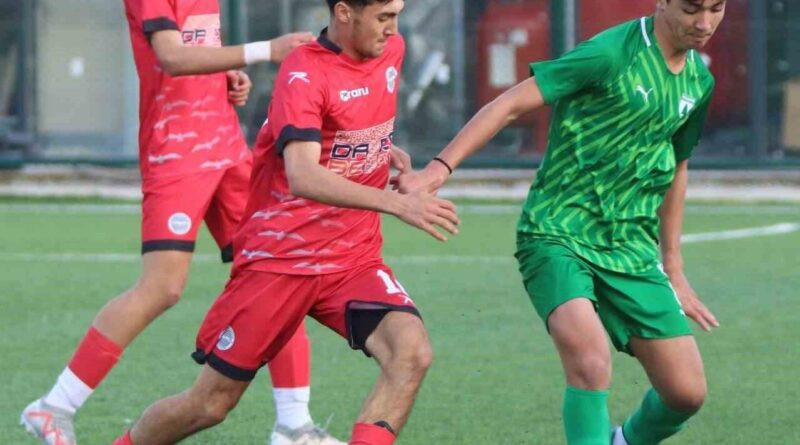 Muğlaspor U-16, Marmaris'i Yenerek Play-Off'a Yükseldi 1