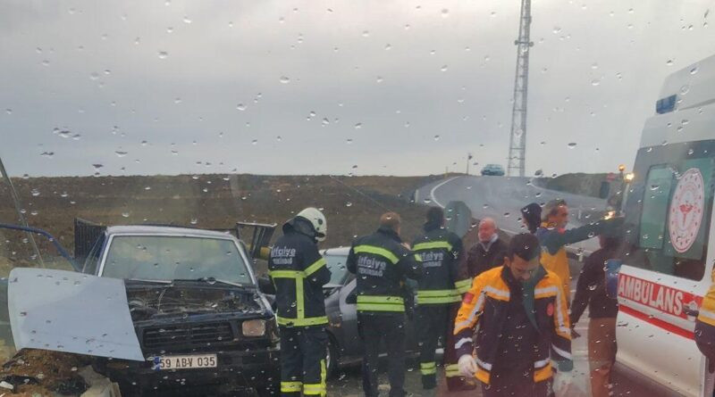 Muratlı-Tekirdağ Karayolunda Trafik Kazasında 2 Kişi Yaralandı 1