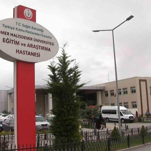 Niğde Eğitim ve Araştırma Hastanesi'nde hasta kabulüne başladı