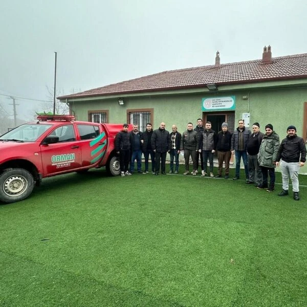 Orman yangını önleme toplantısında vatandaşlar-1