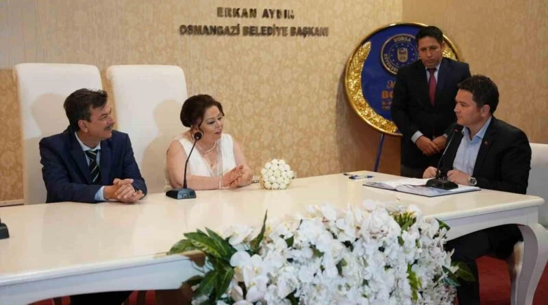 Osmangazi Belediyesi Merinos Nikah Dairesi 2024'te 6 Bin 636 Çiftin Mutluluğuna Ev Sahipliği Yaptı 1