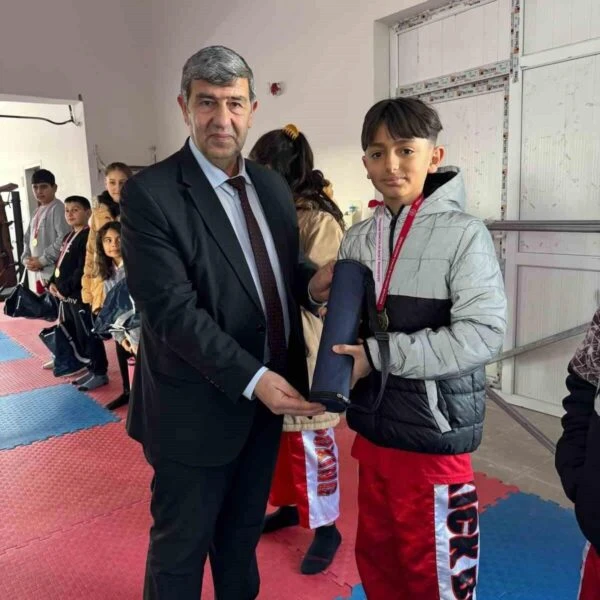 Pasinler kick boks şampiyonları-1