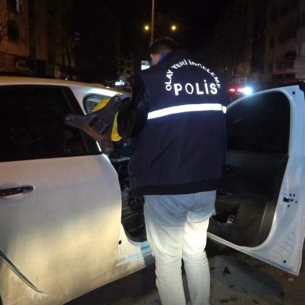 Polis kaçırıp kazaya karışan sürücü-4