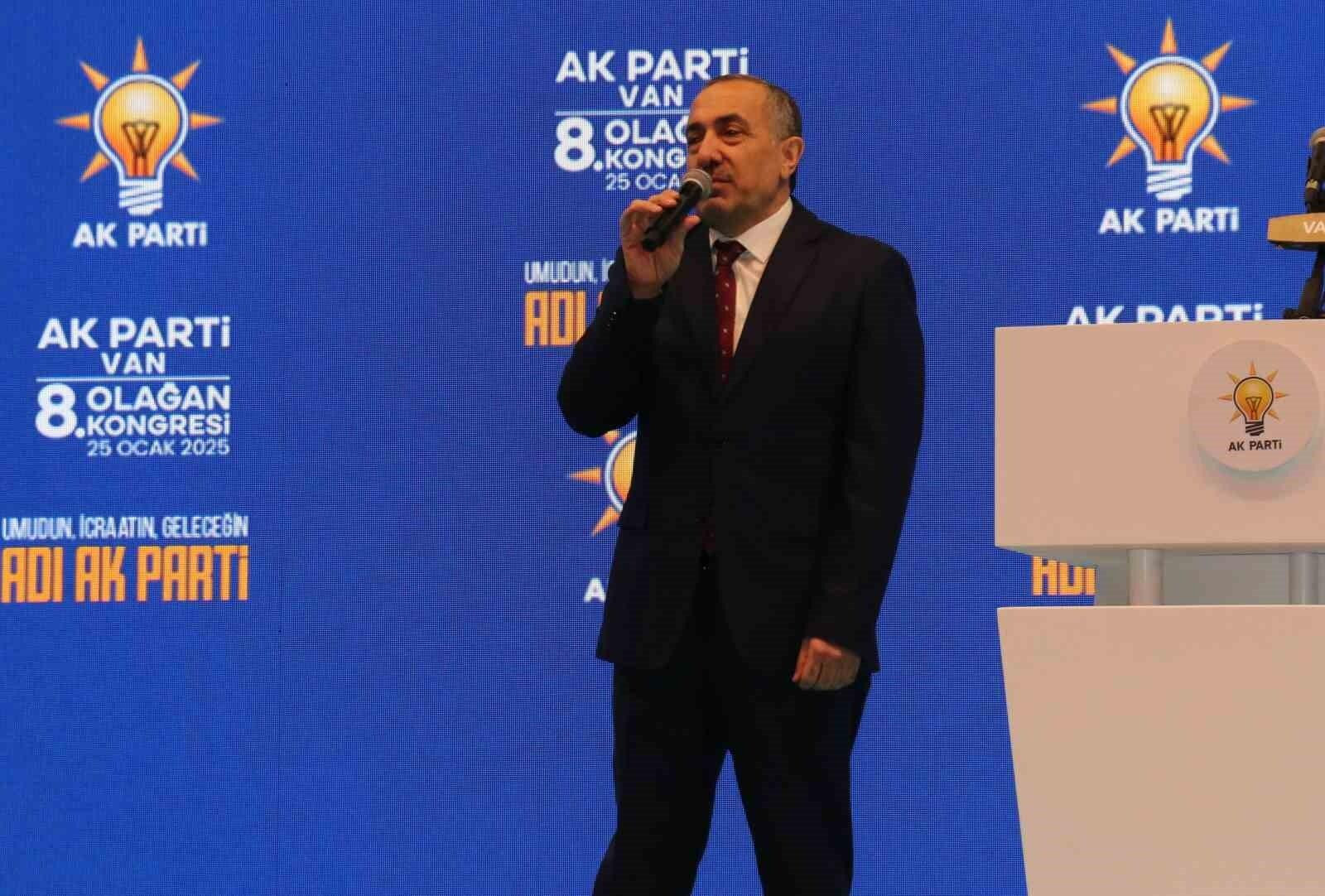 Recep Tayyip Erdoğan’ın Katılımıyla AK Parti Van İl Başkanlığı 8. Olağan Kongresi: Abdulahat Arvas İl Başkanlığına Seçildi