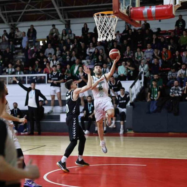 Sakarya Büyükşehir Basketbol takımı-1