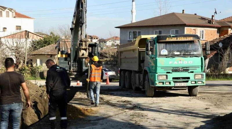 Sakarya Büyükşehir Belediyesi, Erenler'de 25 Milyonluk Su Hat Projesi ile Su Sorunlarını Çözüyor 1