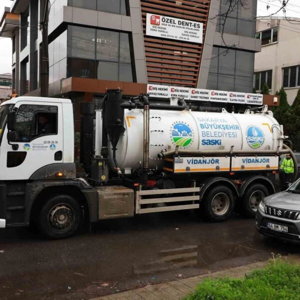 Sakarya'da yağış sonucu oluşan su birikintileri.-2