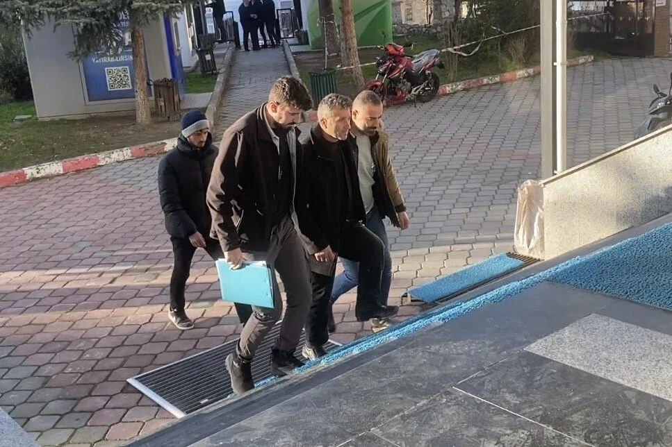 Samsun’da Alacak-Verecek Meselesi Yüzünden Kardeşini Bacağından Vuran Ağabeyi Adli Kontrolle Serbest Tutuldu