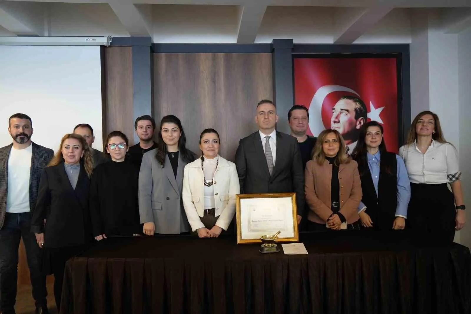 Samsun Eczacı Odası Başkanı Onur Ferhat Karacan: Eczacılık Mesleğinin Değerini Görmek İçin Çalışıyoruz