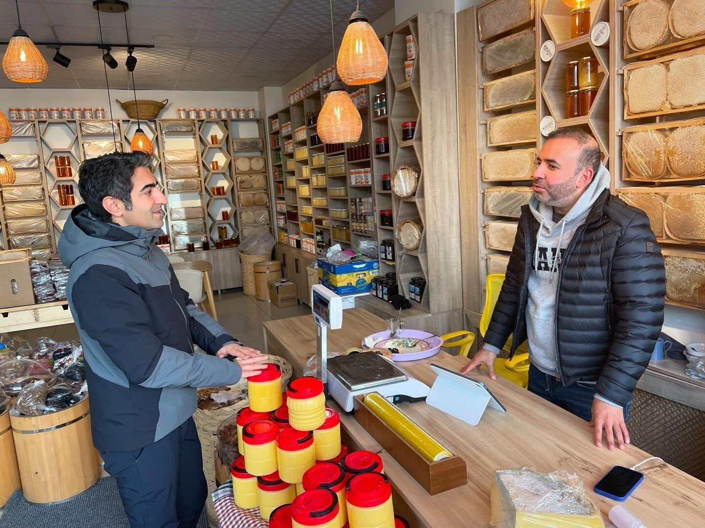 Sarıkamış Kaymakamı Enis Aslantatar Esnaf ile Sohbet Edip Sorunları Dinledi