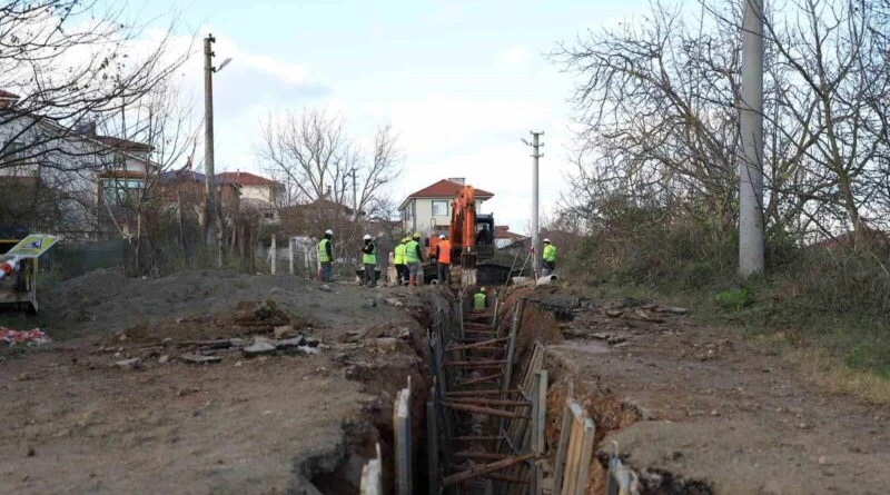 SASKİ, Kaynarca'da Atık Su Hattı Projesi Kapsamında Trafik Yönlendiriliyor 1