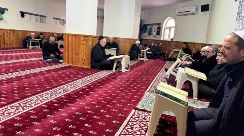 Siirt'te Abdulkerim Kuzu Kadir Camii'nde Üç Aylar İbadet Geleneği 1