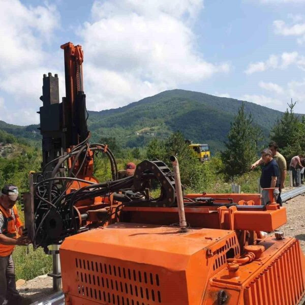 Sinop'ta tamamlanan yol ve köprülerin hizmete açılışı-2