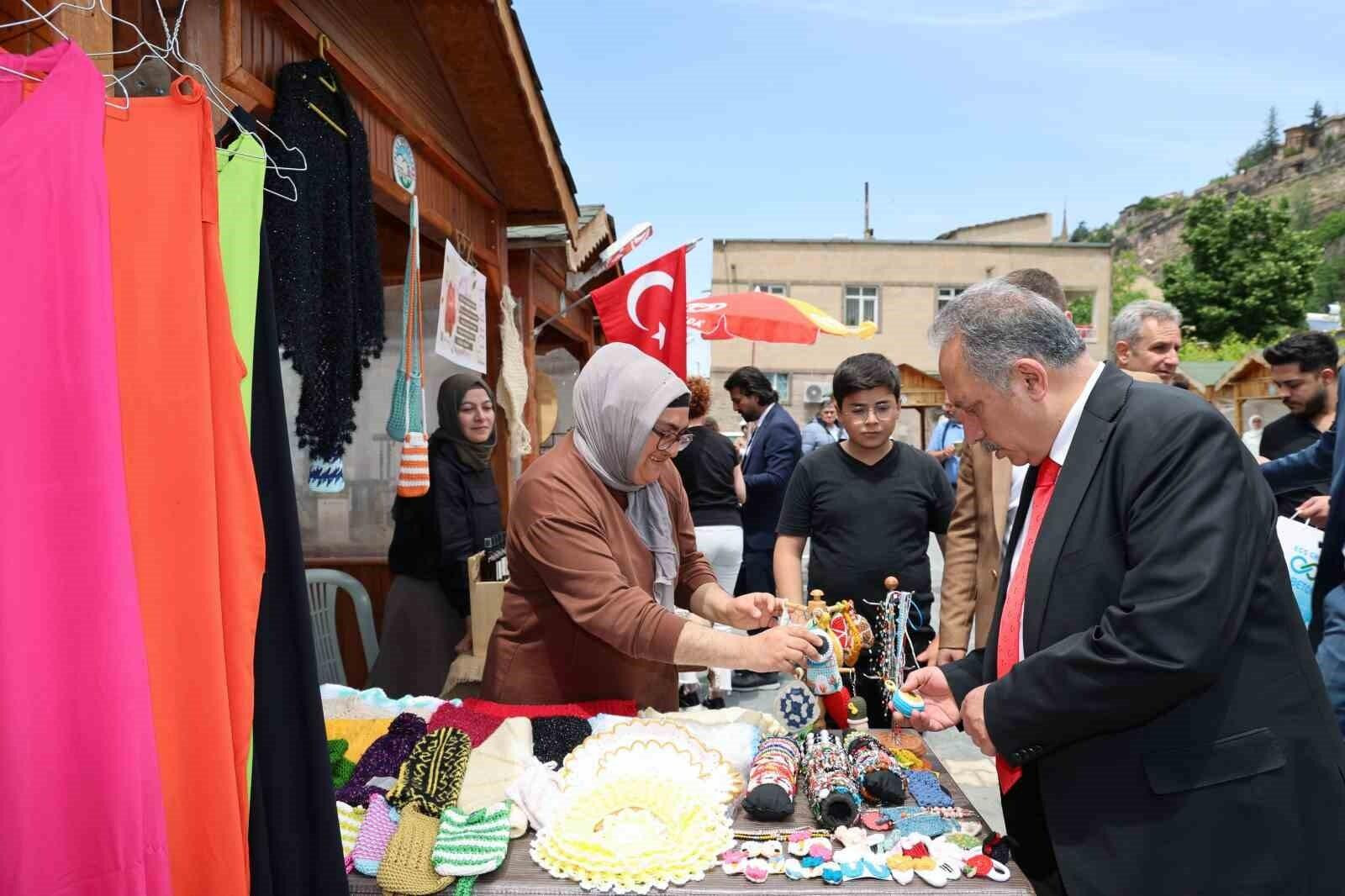 Talas’ta ‘Maharetli Eller Kadın Üretici Pazarı’ 2 Şubat’ta Açılıyor