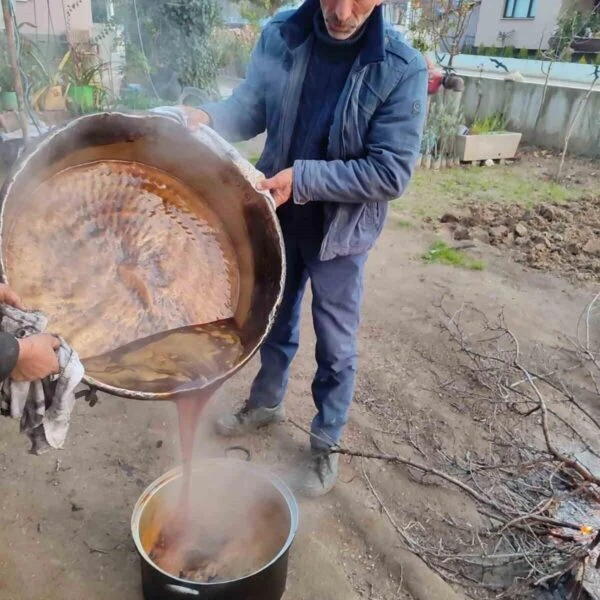 Taze üzüm pekmezi-1