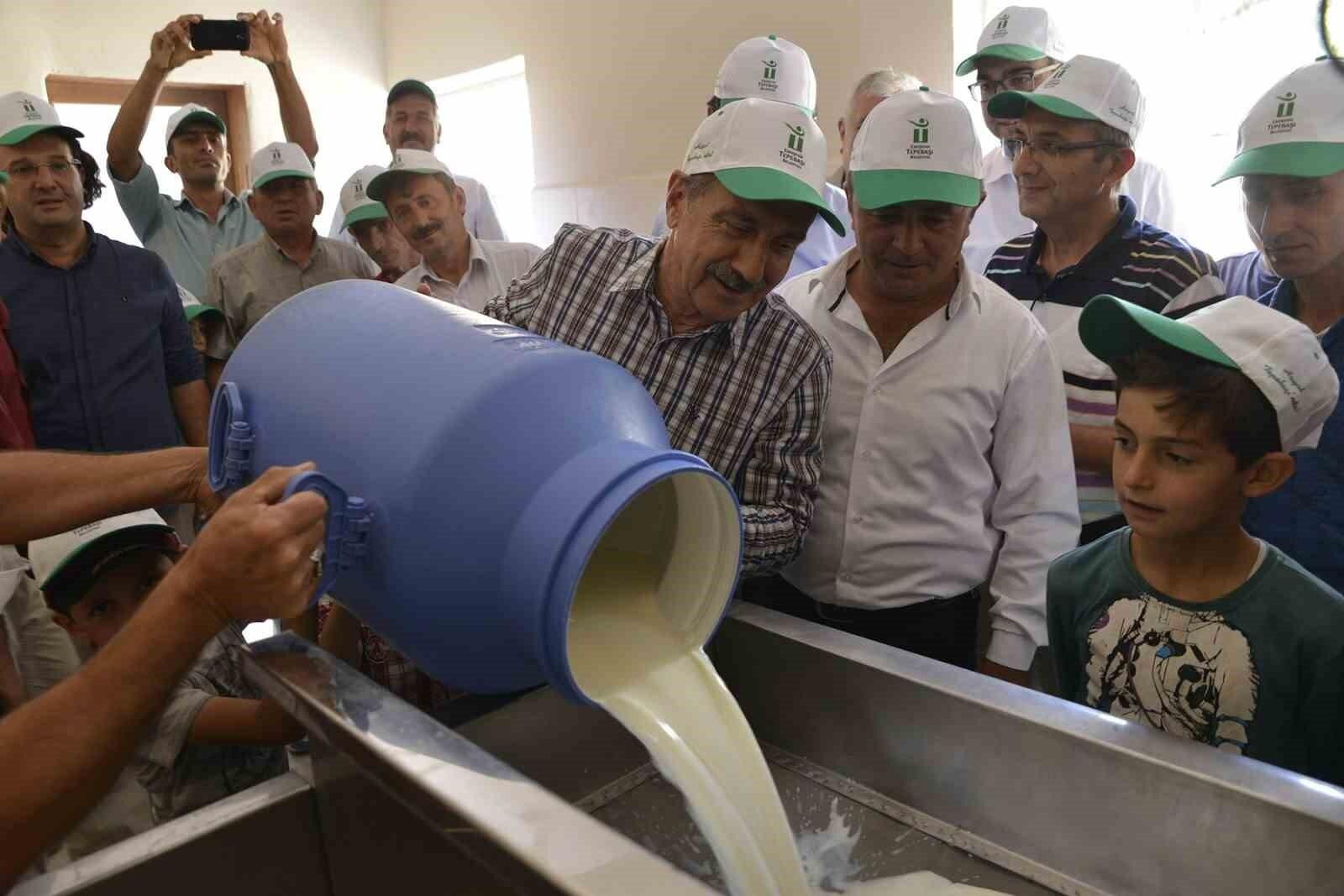 Tepebaşı Belediyesi, 2024’te Üreticilere Sürdürülebilir ve Verimli Üretim İçin Desteklerini Sürdürdü