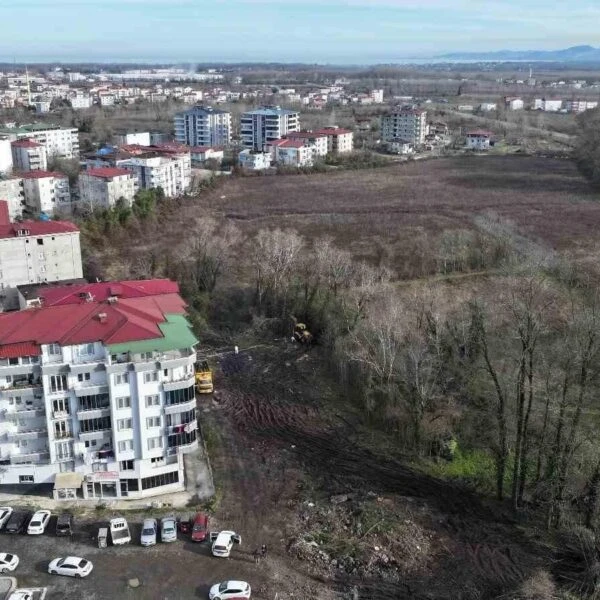 Terme Belediyesi'nin yeni yol açmasıyla kent içi ulaşım daha kolaylaşıyor.-2