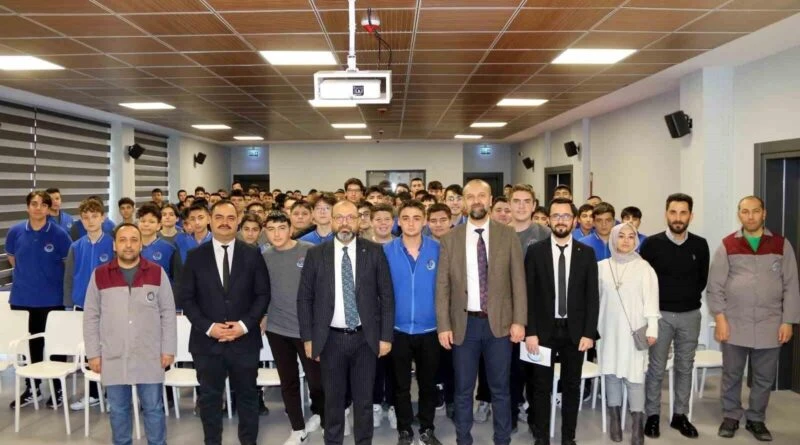 TOBB Kütahya OSB Mesleki ve Teknik Anadolu Lisesi'nde Tolga Eskioğlu ile Öğrenciler Sohbet Etti 1