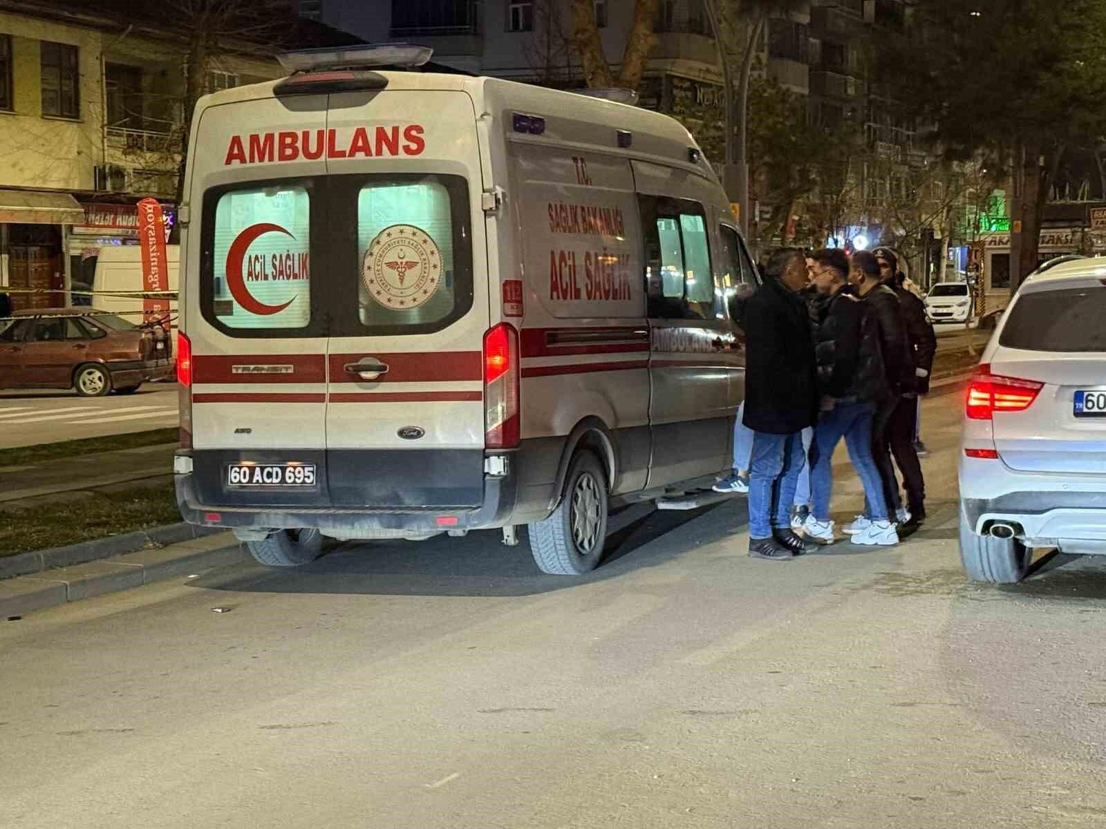 Tokat’ta Sokak Kavgasında Silahla Ateş Edildi