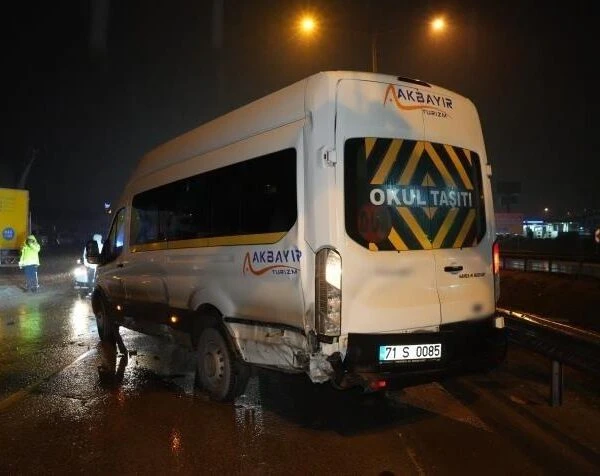 Trafik kazasında hasarlı araçlar-5