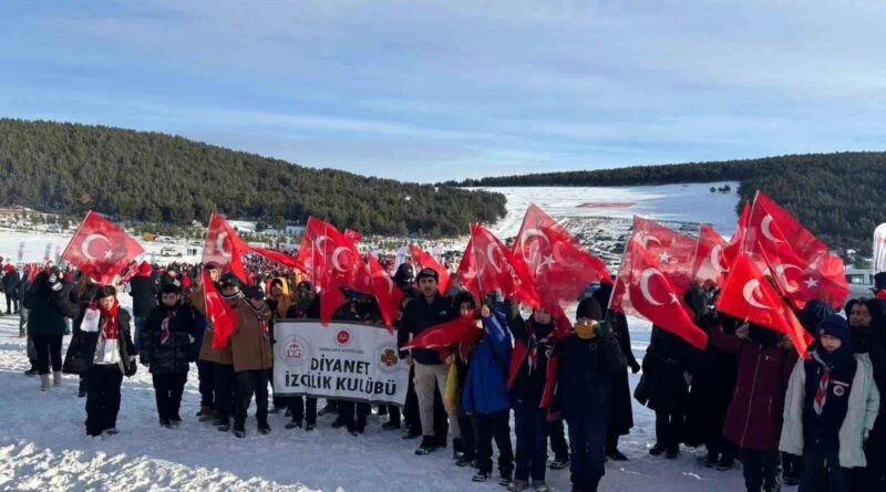 Türkiye İzci Federasyonu Diyanet Erzincan İzcileri Sarıkamış Şehitleri'nin 110. Yılı Anma Etkinliğinde 1