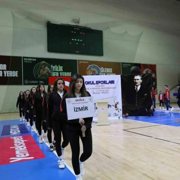 Voleybol sporcuları açılış töreninde-5