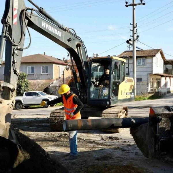 Yeni içme suyu hattının kurulumu-3