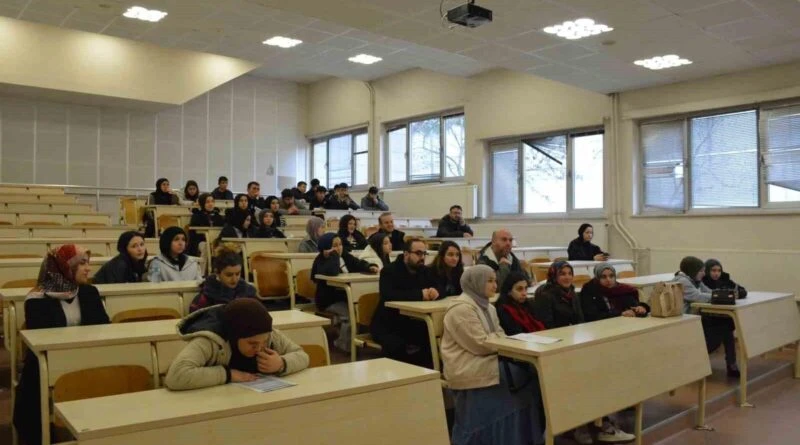 Yığılca Şehit Metin Uysal Anadolu İmam Hatip Lisesi Öğrencileri Düzce Üniversitesi'ni Ziyaret Etti 1