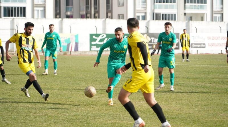 1966 Edremitspor, Alaşehir Belediyespor'u 3-0 Yendi, BAL 8. Grup Zirvesinde Ortak Oldu 1