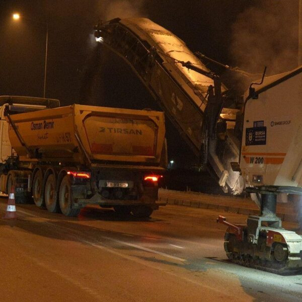 Acemler-Mudanya Kavşağı'nda yol genişletme çalışmaları-1