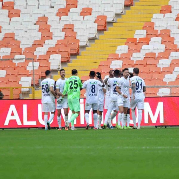 Adana Demirspor ve Kasımpaşa futbolcuları-13