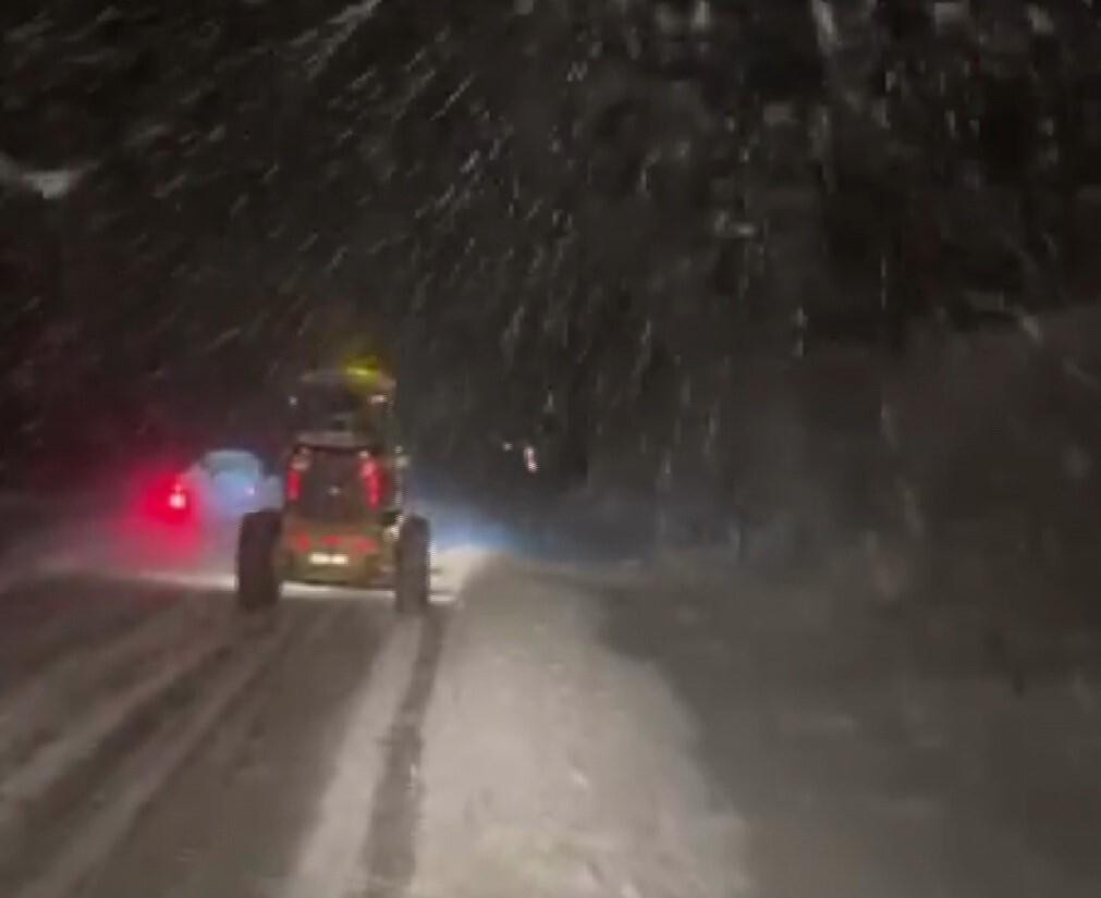 Adıyaman’da Yoğun Kar Yağışı Nedeniyle Karayolları Kapatıldı