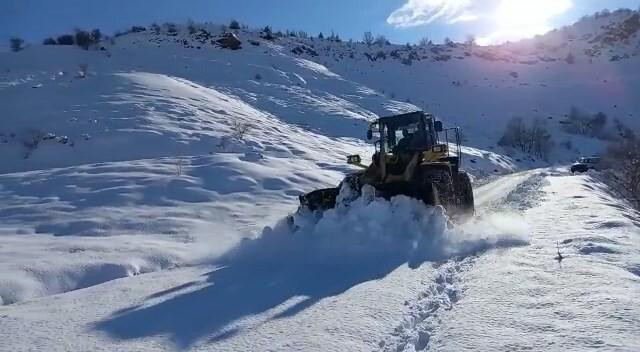 Adıyaman’ın Sincik İlçesinde Kar Yağışı Ulaşımı Kesti