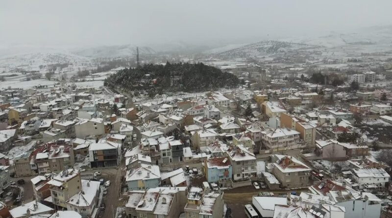 Afyonkarahisar'da Kar Yağışı ve Hava Soğudu 1