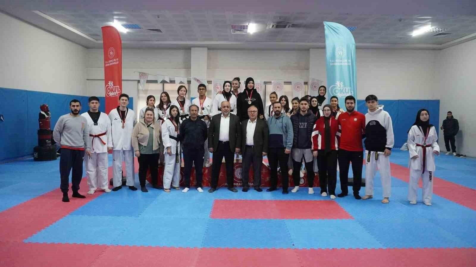 Afyonkarahisar’da Taekwondo Müsabakaları Büyük Heyecanla Tamamlandı