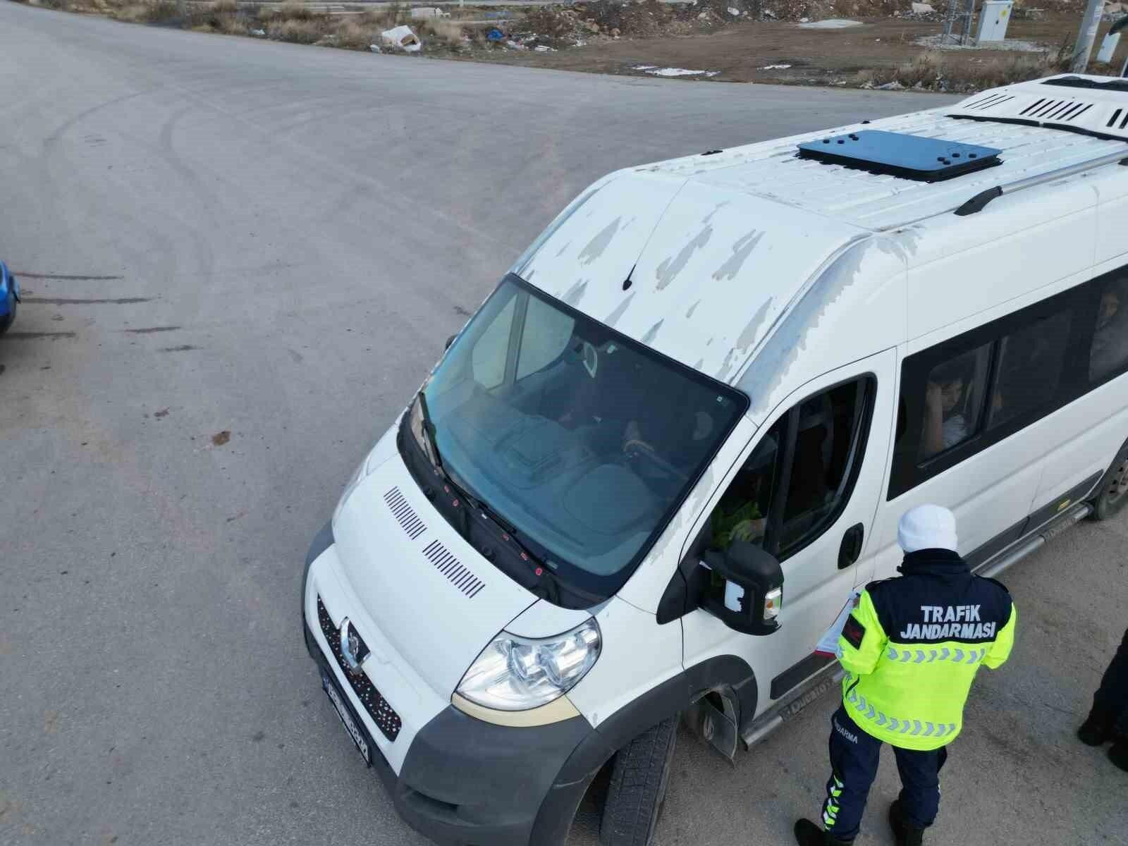 Afyonkarahisar’ın Bolvadin İlçesinde Dron Destekli Servis Taşımacılığı Denetimi