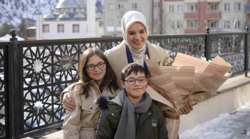 Aile ve Sosyal Hizmetler Bakanı Mahinur Özdemir Göktaş Gümüşhane'de Ziyaretlerde Bulundu 1