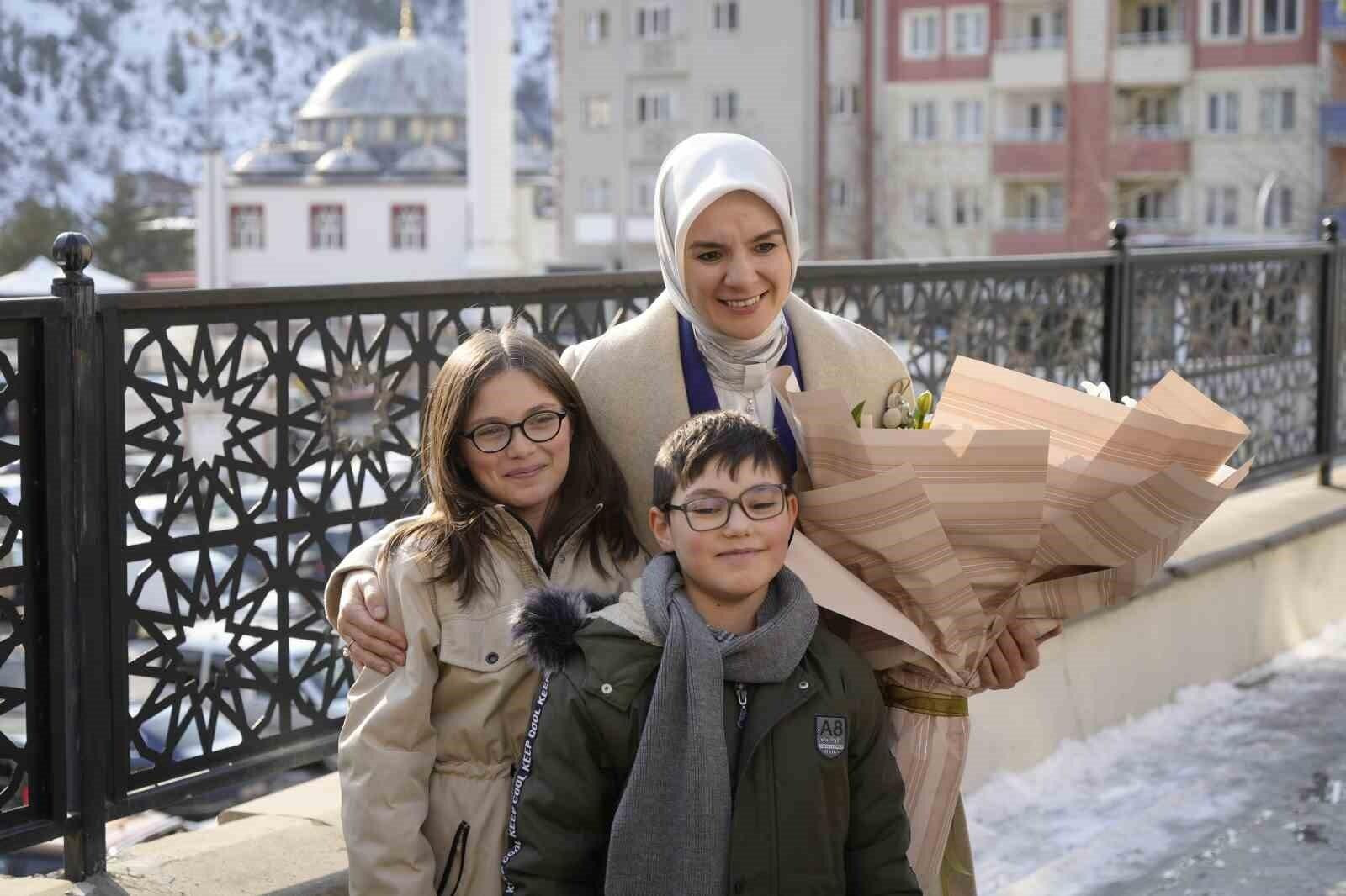 Aile ve Sosyal Hizmetler Bakanı Mahinur Özdemir Göktaş Gümüşhane’de Ziyaretlerde Bulundu