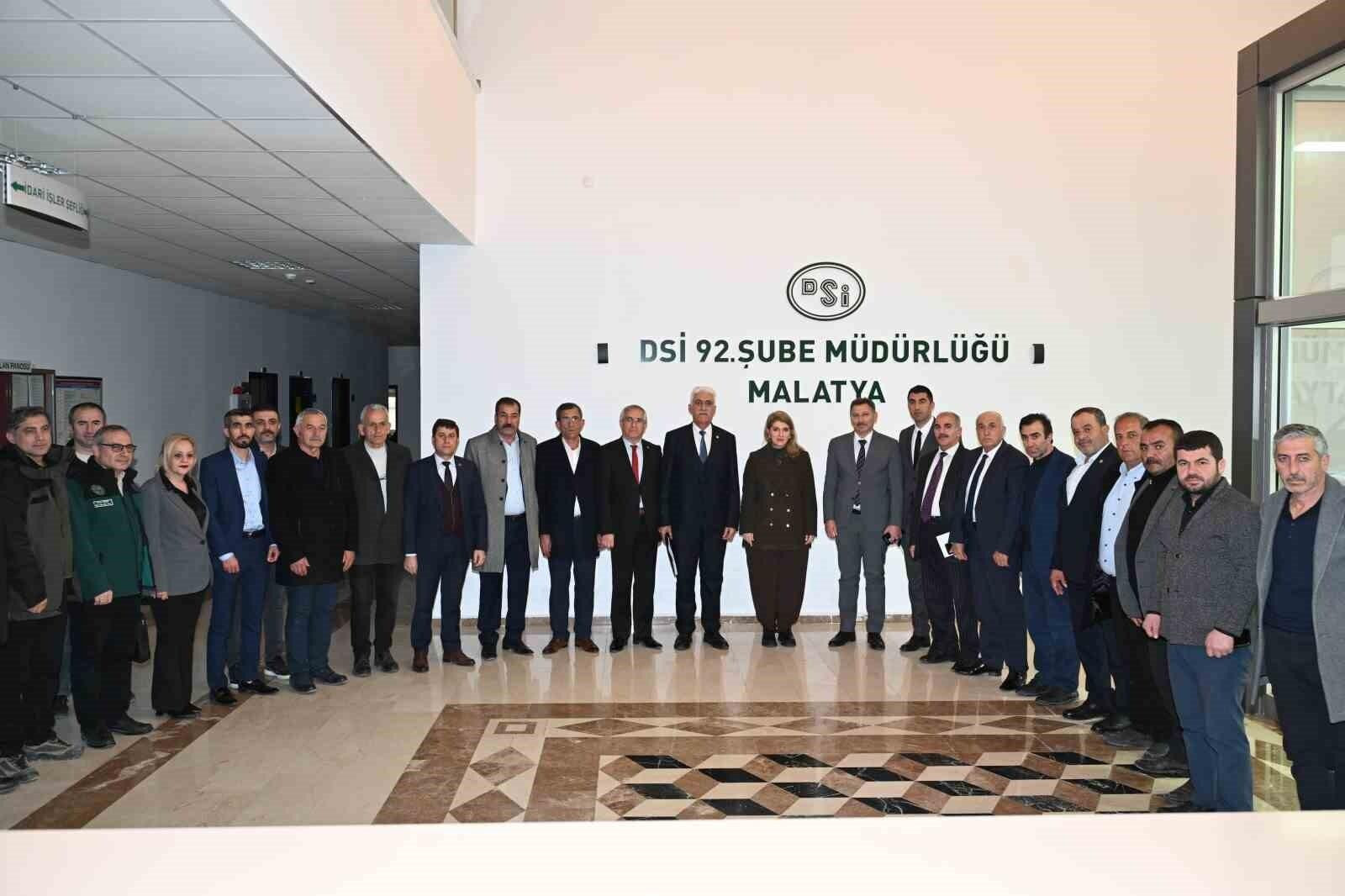 AK Parti Malatya Milletvekili İnanç Siraç Kara Ölmeztoprak’ın DSİ ile Tarımsal Sulama Toplantısı