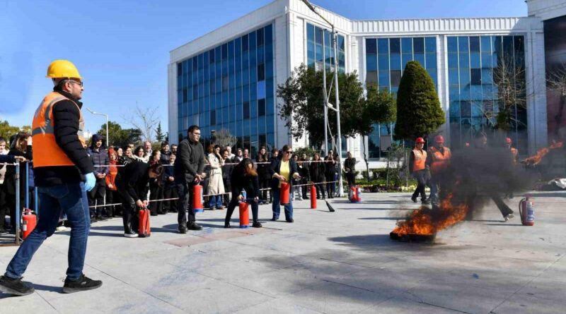 Antalya Muratpaşa Belediyesi'nde Yangın Tatbikatı 1