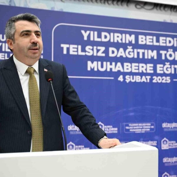 Arama kurtarma ekibi muhabere eğitimi alıyor.-2