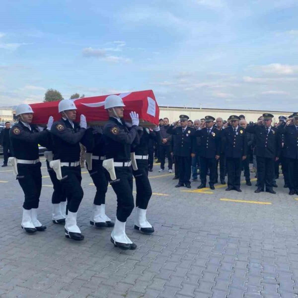 Aydın Emniyet Müdürlüğü önünde düzenlenen tören-4