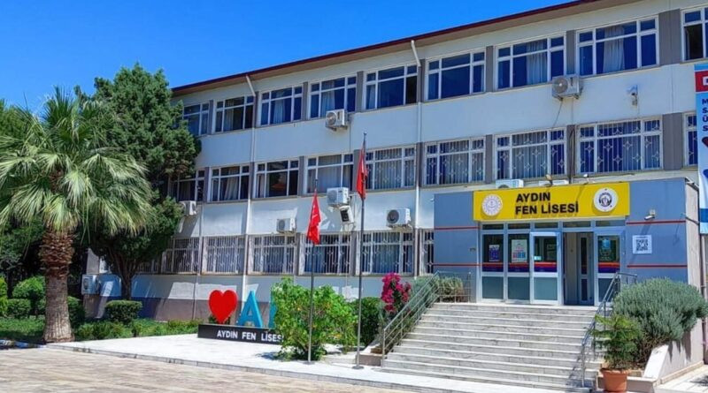 Aydın Fen Lisesi, Lise Öğrencileri Araştırma Projeleri Yarışması'nda Zirvede 1