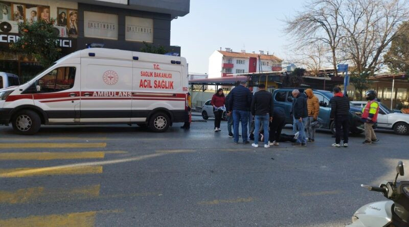 Aydın'ın Efeler'inde Otomobil ile Motosiklet Çarpışması Sonucu Sürücü Yaralandı 1