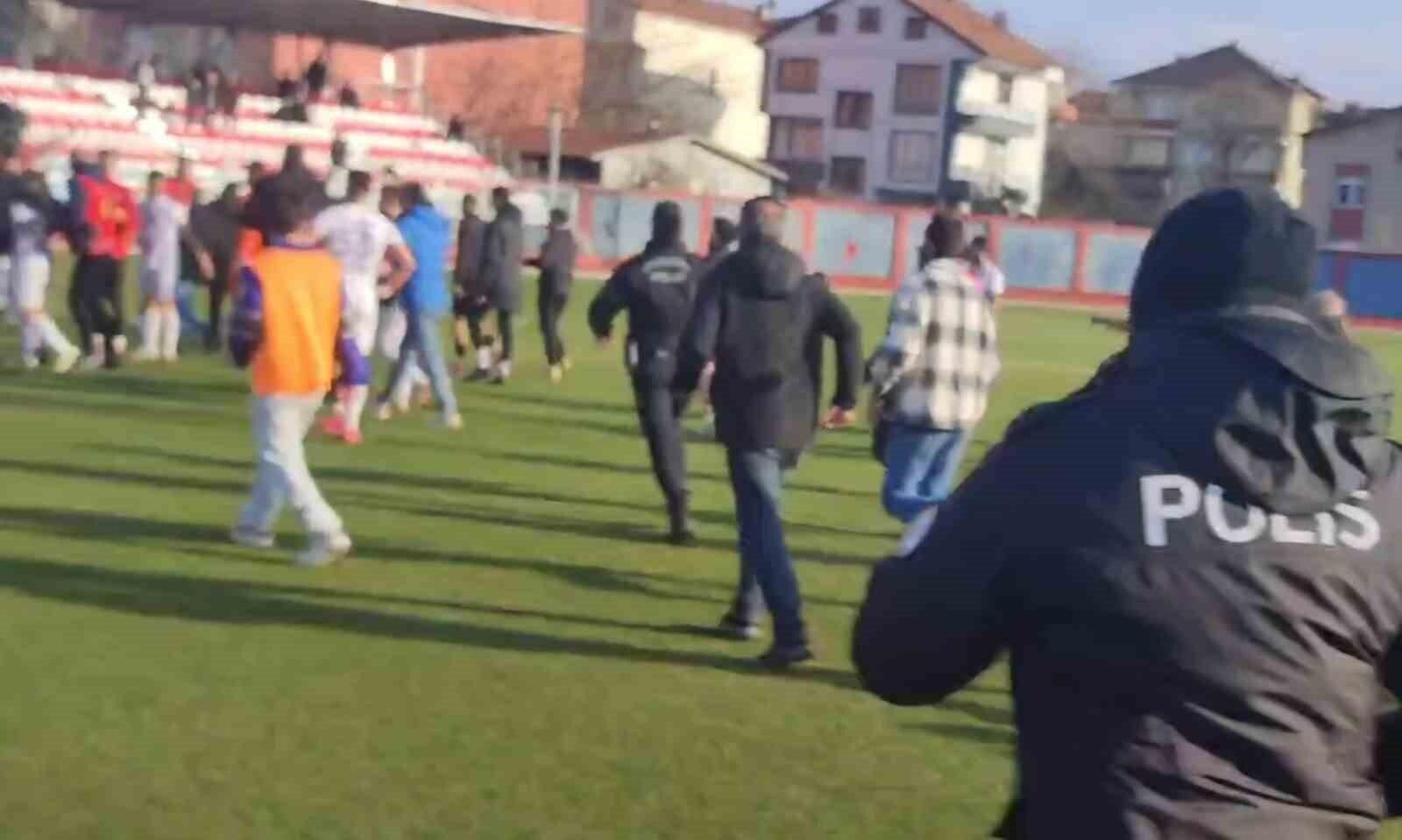 Bartınspor-Sinopspor Maçında Olaylar çıktı, Futbolcu Kemal Emirhan Aydın Sağlıklı