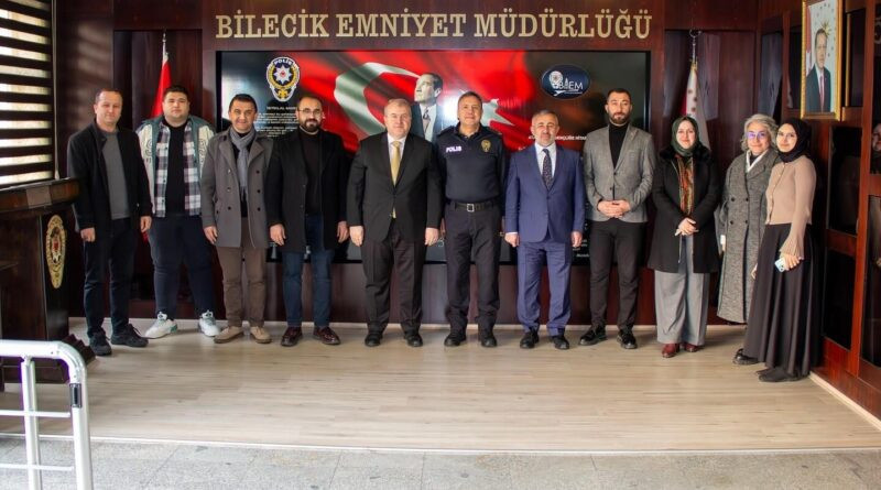 Bilecik Milletvekili Halil Eldemir, İl Emniyet Müdürü Hakan Yılmaz'ı Ziyaret ETTİ 1