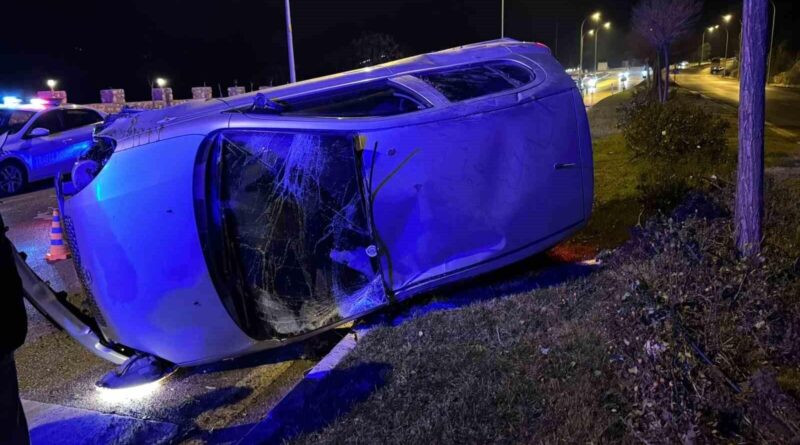 Bilecik'te Kontrolü Kaybeten Otomobil Takla Atarken Sürücü Yaralanmadı 1