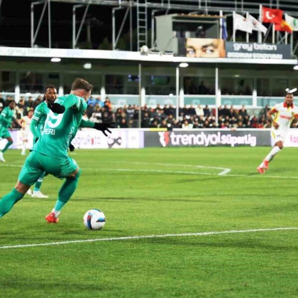 Bodrum FK sahasında oynanan Süper Lig karşılaşması-2